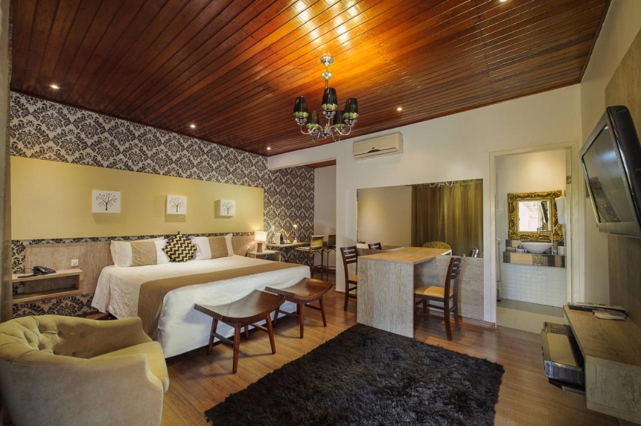 Pousada De Charme Villa Do Comendador Пиренополис Экстерьер фото